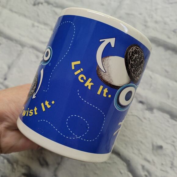 Oreo Dunk Twist Lick & Bite Mug Blue Microwave Dishwasher Safe - Picture 4 of 9